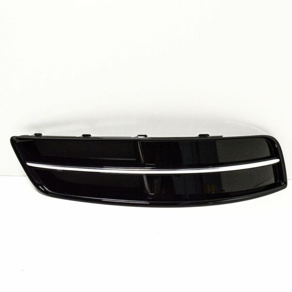 8P0807682HT94 - NEW AUDI A3 8P FRONT BUMPER LOWER RIGHT GRILLE 8P0807682HT94