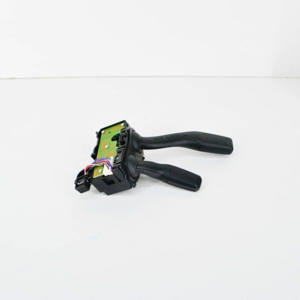 8P0953513F9B9 - NEW AUDI A3 8P STEERING COLUMN MULTIFUNCTION SWITCH 8P0953513F9B9