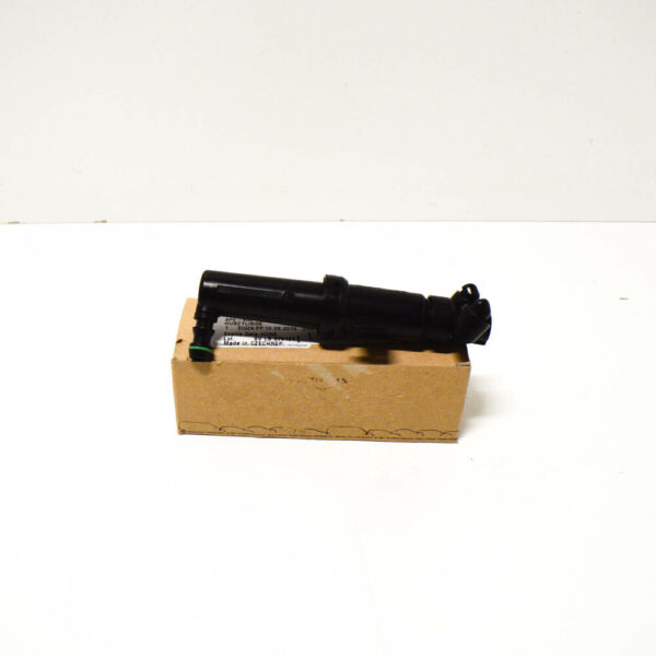 8P0955101B - NEW AUDI A3 8P SPORTBACK LEFT HEADLIGHT WASHER SPRAY NOZZLE 8P0955101B