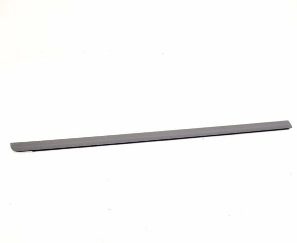 8P3853960JGRU - NEW AUDI A3 8P FRONT RIGHT DOOR MOULDING 8P3853960JGRU ORIGINAL