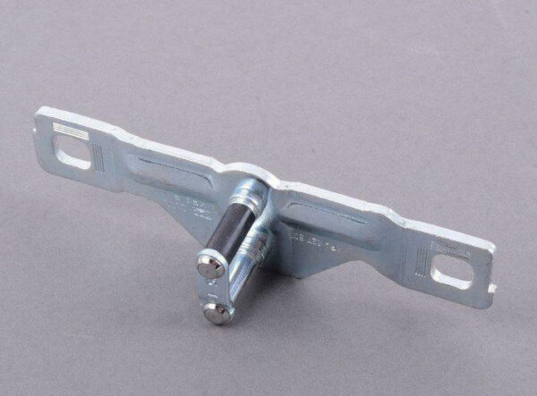 8P4827507 - NEW AUDI A1 8X REAR LID STRIKER PLATE 8P4827507 ORIGINAL