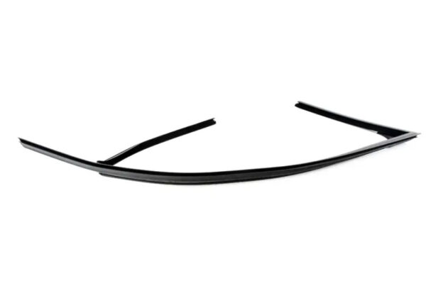 8P4837440B - NEW AUDI A3 8P FRONT RIGHT WINDOW GLASS SEAL 8P4837440B ORIGINAL