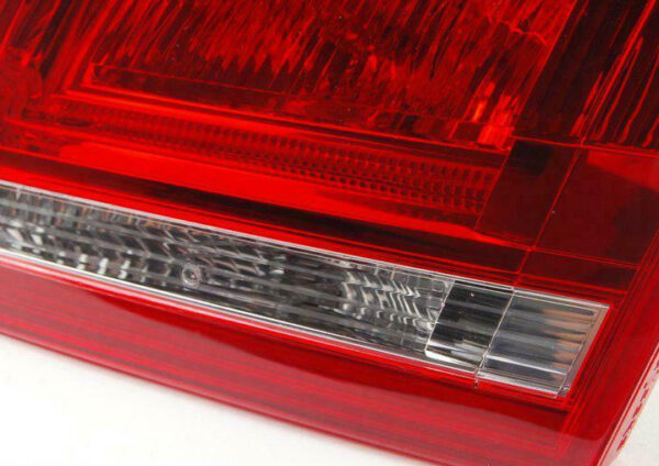 8P4945094D - NEW AUDI A3 8P REAR RIGHT INNER TAIL LIGHT 8P4945094D ORIGINAL