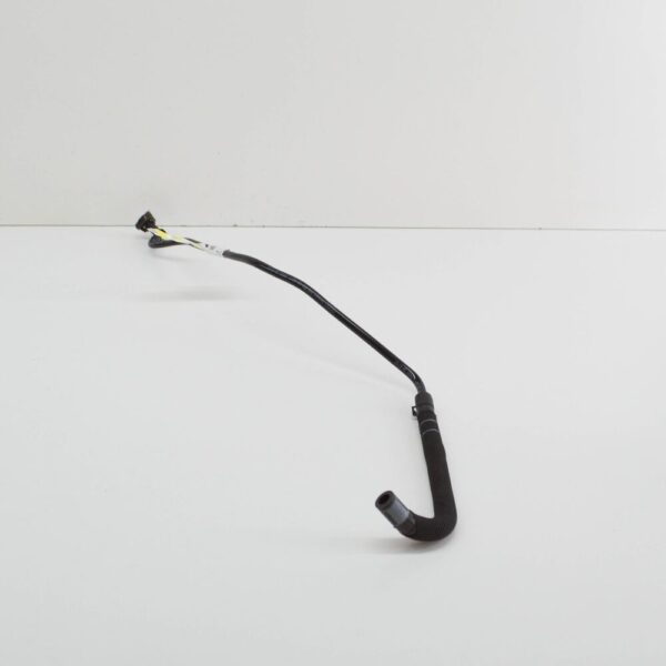 8R0121081T - NEW AUDI Q5 8R REAR ENGINE COOLANT HOSE 8R0121081T ORIGINAL
