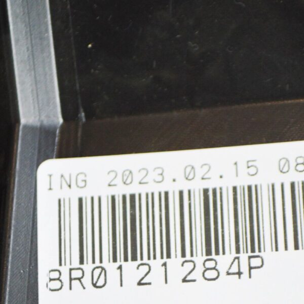 8R0121284P - Audi Q5 8r cooler air routing right 8R0121284P new