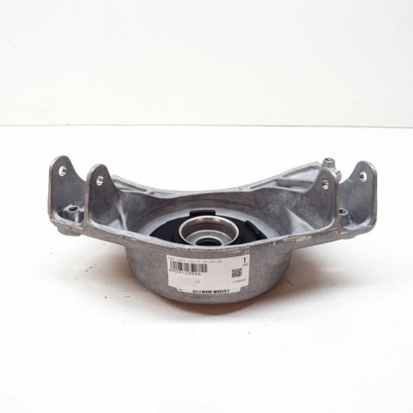 8R0412392A - NEW AUDI Q5 8R FRONT RIGHT UPPER STRUT MOUNT BRACKET 8R0412392A