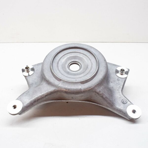 8R0412392A - NEW AUDI Q5 8R FRONT RIGHT UPPER STRUT MOUNT BRACKET 8R0412392A