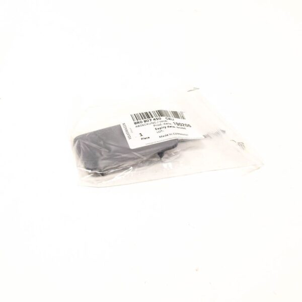 8R0807450GRU - NEW AUDI Q5 8R REAR BUMPER TOW HOOK COVER PRIMED RIGHT 8R0807450GRU ORIGINAL