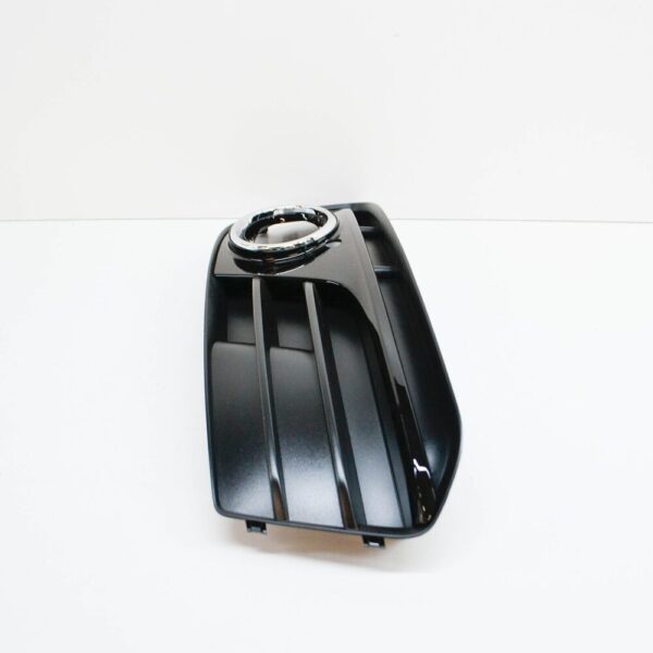 8R0807681M - Audi Q5 8R fog light grille front left 8R0807681M BJI ORIGINAL NEW