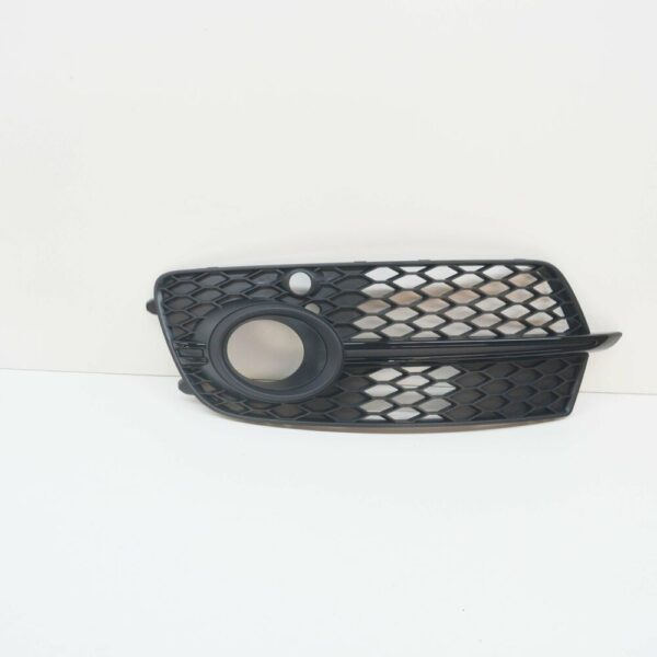 8R0807681SZDE - NEW AUDI Q5 8R LEFT FOG LIGHT GRILLE S-LINE 8R0807681SZDE 2015