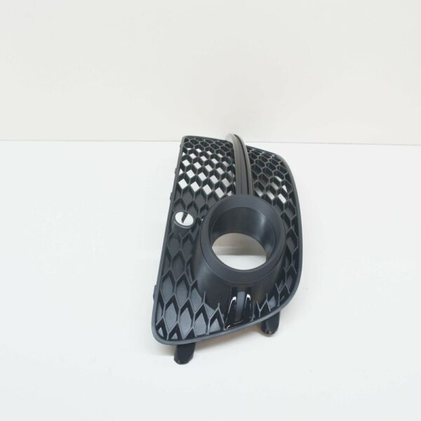 8R0807681SZDE - NEW AUDI Q5 8R LEFT FOG LIGHT GRILLE S-LINE 8R0807681SZDE 2015