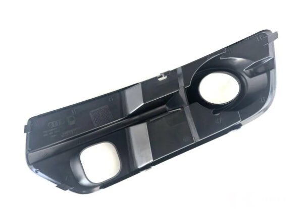 8R0807682D01C - NEW AUDI Q5 8R FRONT RIGHT BUMPER FOG LIGHT GRILLE 8R0807682D01C ORIGINAL