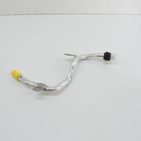 8R0819377M - Audi Q5 8r parking heater coolant pipe 8R0819377M new original