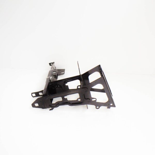 8R0825214A - NEW AUDI Q5 8R UNDER ENGINE COVER SPLASH SHIELD RIGHT 8R0825214A