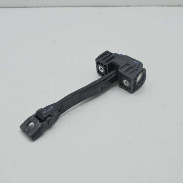 8R0839249F - NEW AUDI Q5 8R REAR DOOR LIMITER CATCH 8R0839249F