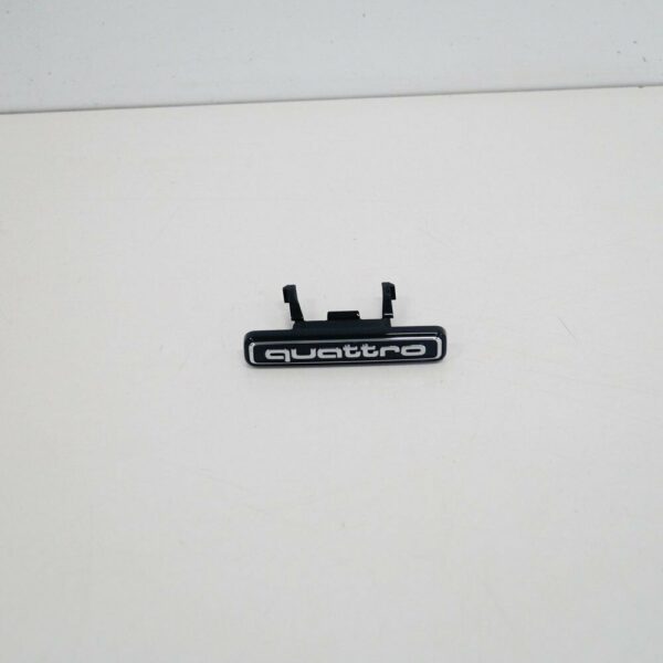 8R0853736C2ZZ - NEW AUDI Q5 8R QUATTRO TEXT BADGE 8R0853736C2ZZ ORIGINAL