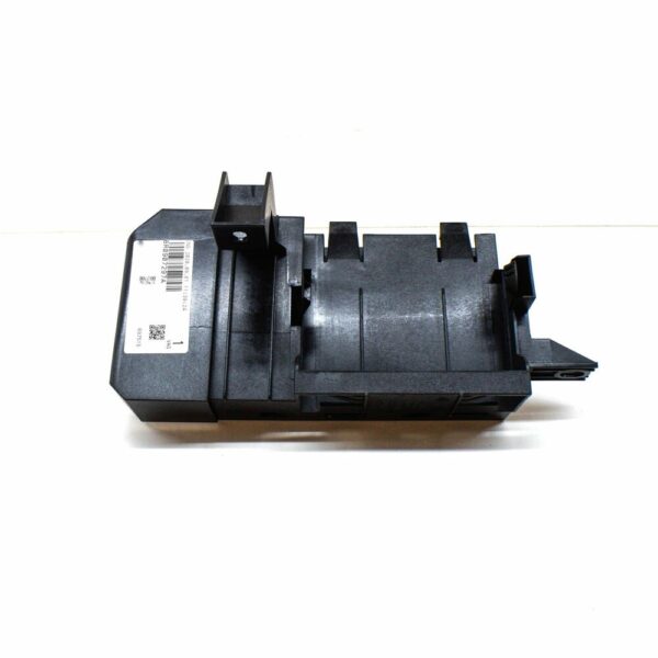 8R0907297A - NEW AUDI Q5 8R TRAILER DETECTION CONTROL UNIT RETAINER 8R0907297A