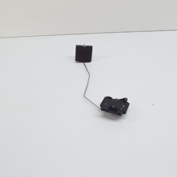 8R0919673D - NEW AUDI Q5 8R FUEL GAUGE SENSOR 8R0919673D
