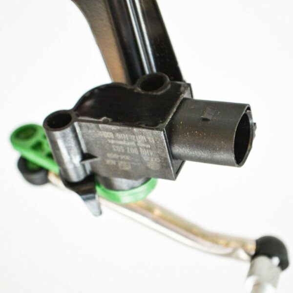 8R0941286F - NEW AUDI Q5 8R FRONT RIGHT LEVEL HEIGHT SENSOR 8R0941286F ORIGINAL