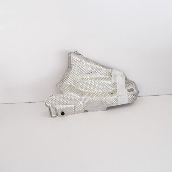 8R1399300A - NEW AUDI Q5 8R FRONT RIGHT SUSPENSION PROTECTION SHIELD 8R1399300A LHD ORIGINAL