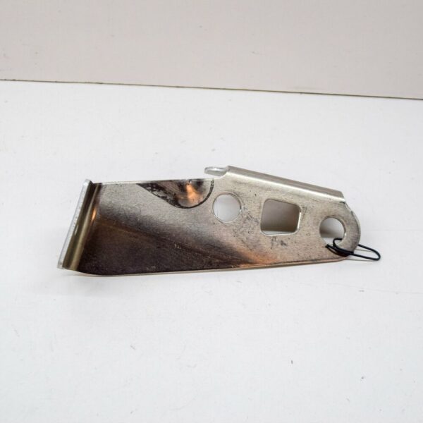 8S0121267 - NEW AUDI TT RS 8S FV LEFT RADIATOR SUPPORT AIR DUCT BRACKET 8S0121267 ORIGINAL