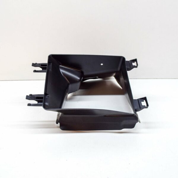 8S0121673B - NEW AUDI AUDI TTRS COUPE ROAD. ROADSTER AIR GUIDE LEFT FRONT 8S0121673B ORIGINAL