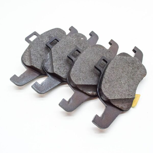8S0698151G - NEW AUDI TT MK3 FV FRONT WHEEL BRAKE PADS SET 8S0698151G ORIGINAL