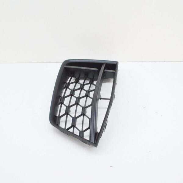 8S0807681G9B9 - NEW AUDI TT FV FRONT LEFT AIR GUIDE GRILLE 8S0807681G 9B9 8S0807681G9B9 ORIGINAL