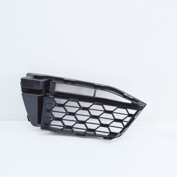 8S0807682G - AUDI TT FV Front Bumper Right Air Guide Grille 8S0807682G9B9 NEW GENUINE