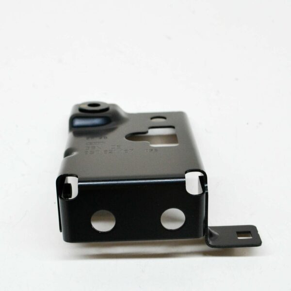 8S0821167 - NEW AUDI TT FV MK3 FRONT LEFT FENDER WING BRACKET 8S0821167 ORIGINAL