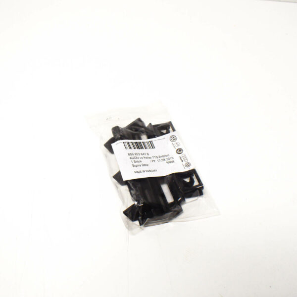 8S0853647B - NEW AUDI TT TTS 8S FRONT APRON COOLER GRILLE LOGO HOLDER 8S0853647B ORIGINAL