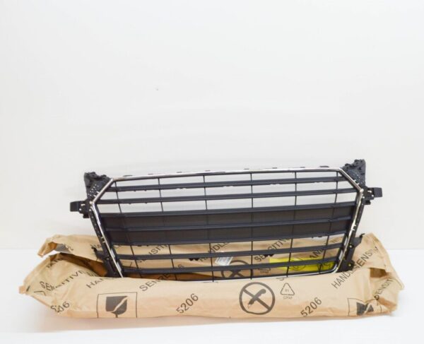 8S0853651B3FZ - NEW AUDI TT FV FRONT RADIATOR GRILLE 8S0853651B 3FZ 8S0853651B3FZ ORIGINAL