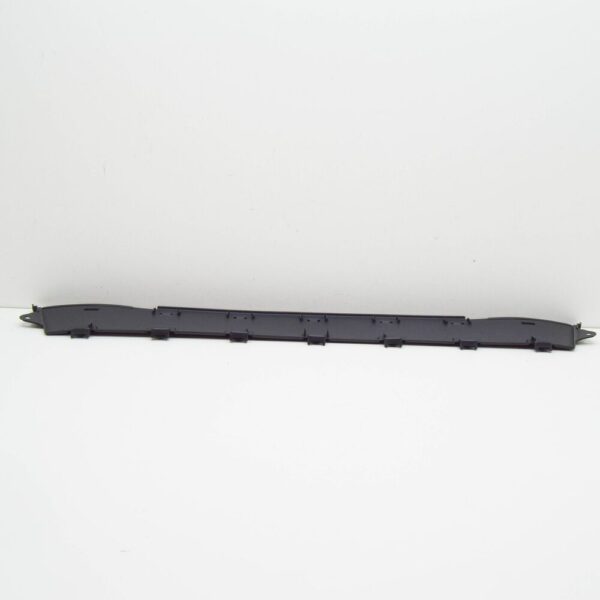 8S0853692B - Audi TT FV3 Medium Radiator Grill Locking Plate 8S0853692B NEW