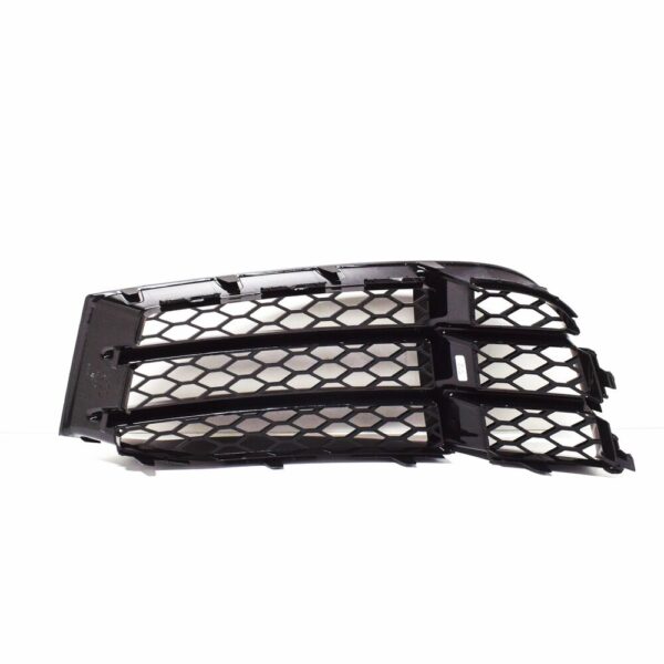 8T0807682FT94 - NEW AUDI RS5 8T FRONT BUMPER LOWER OUTER RIGHT GRILLE 8T0807682FT94  ORIGINAL