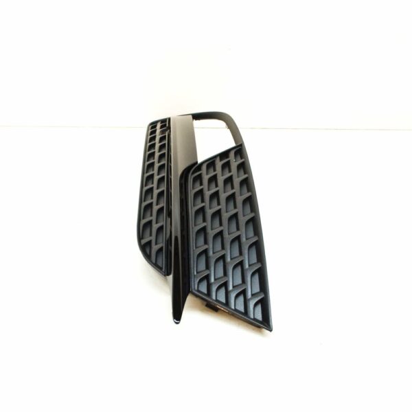 8T0807682H01C - NEW AUDI A5 8T RIGHT SIDE LIGHT FOG GRILLE 8T0807682H01C 8T0807682H 01C