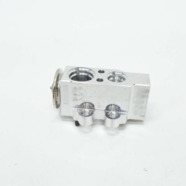 8T0820679A - NEW AUDI A4 B8 EXPANTION VALVE AIR CONDITIONING 8T0820679A