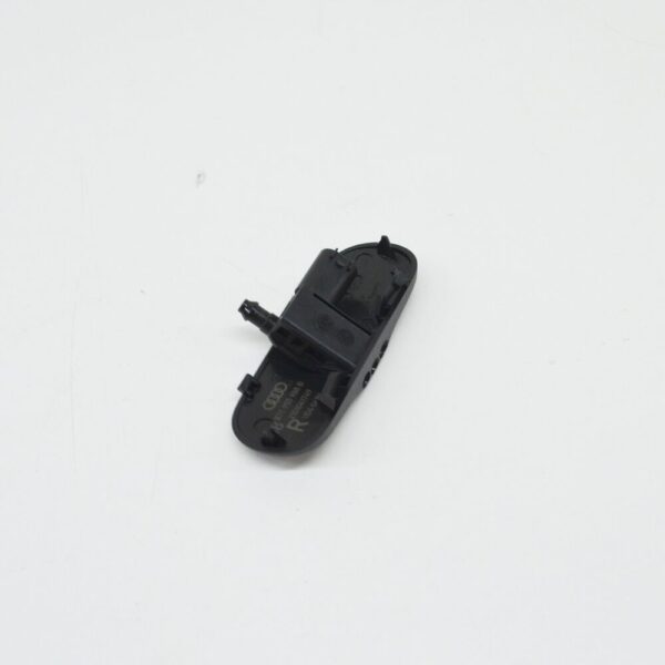 8T0955988B - NEW AUDI A4 B8 FRONT WINDSHIELD WASHER JET RIGHT 8T0955988B