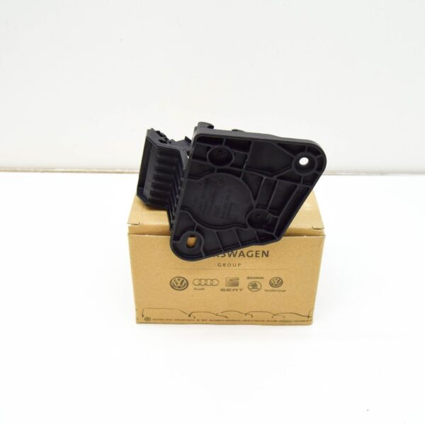 8U0260759A - NEW AUDI RSQ3 8U A/C COLD HOSE MOUNT 8U0260759A ORIGINAL