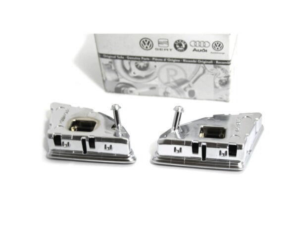 8U0498685C - NEW SPORTS STEERING WHEEL 8U AUDI Q3 CAPS SET 8U0498685C ORIGINAL