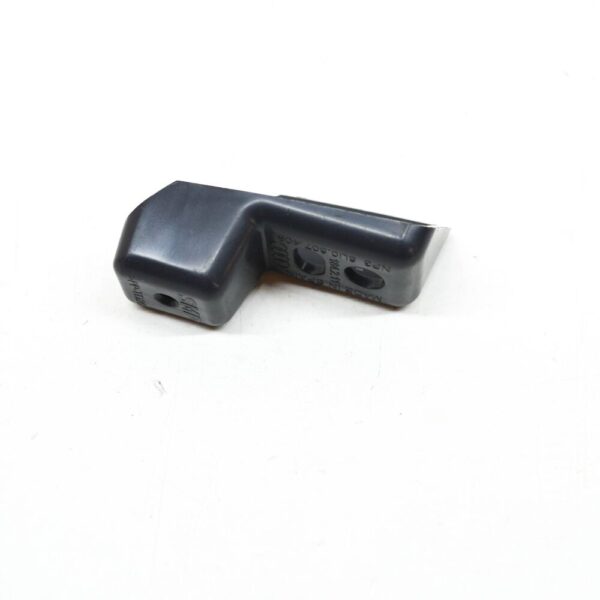 8U0807409 - AUDI Q3 8U FRONT BUMPER LEFT ADAPTER 8U0807409 NEW GENUINE