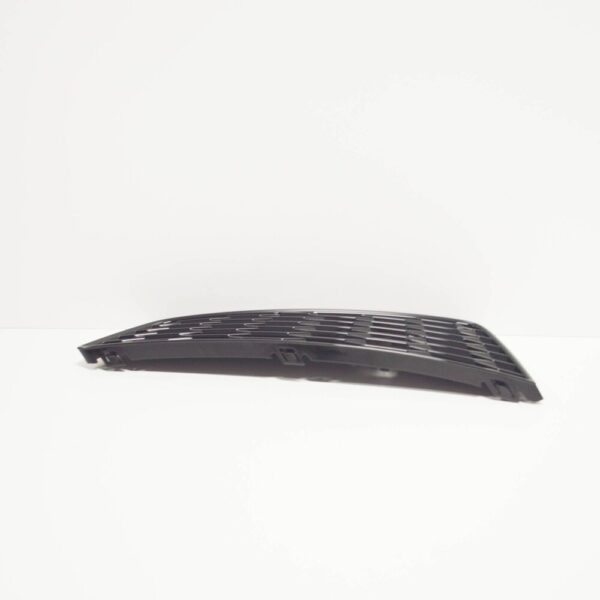 8U0807681TT94 - Audi Q3 8U front bumper, left side grille 8U0807681T T94 NEW