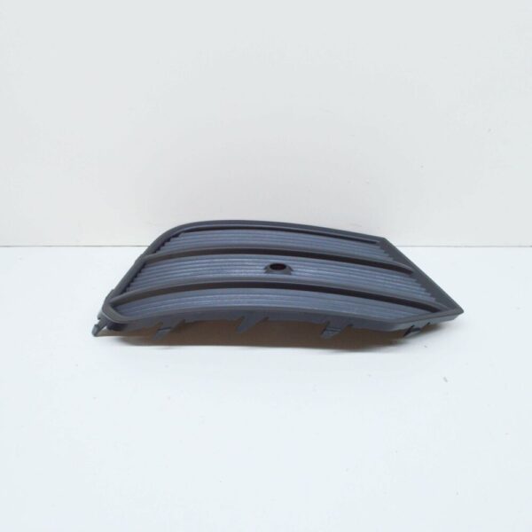 8U0807682Q4U8 - NEW AUDI Q3 8U FRONT RIGHT BUMPER GRILL 8U0807682Q4U8
