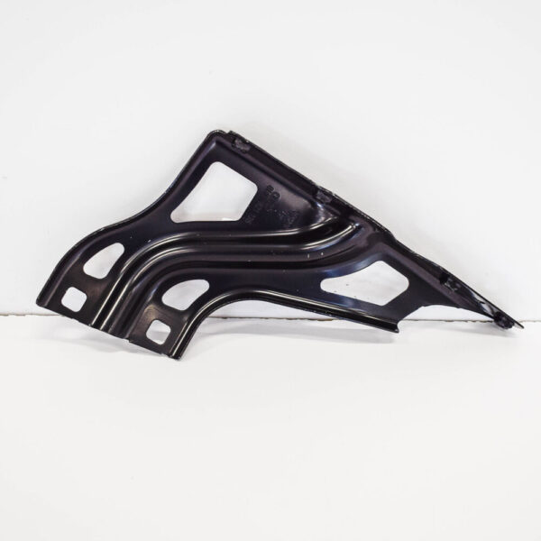 8U0821135 - NEW AUDI Q3 8U FRONT LEFT WING BRACKET 8U0821135 2016