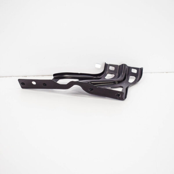 8U0821135 - NEW AUDI Q3 8U FRONT LEFT WING BRACKET 8U0821135 2016