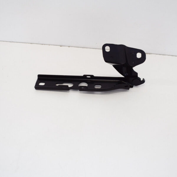 8U0823301 - NEW AUDI Q3 8U BONET LEFT SIDE HINGE 8U0823301