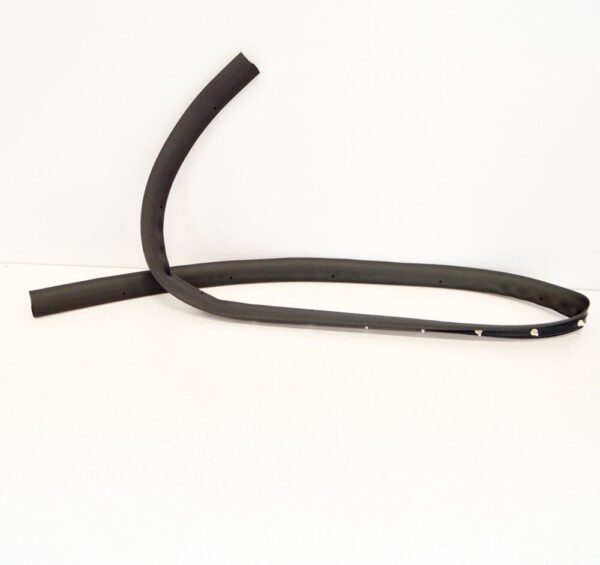 8U0839119 - NEW AUDI Q3 8U ROCKER PANEL RUBBER SEAL 8U0839119 2017 ORIGINAL