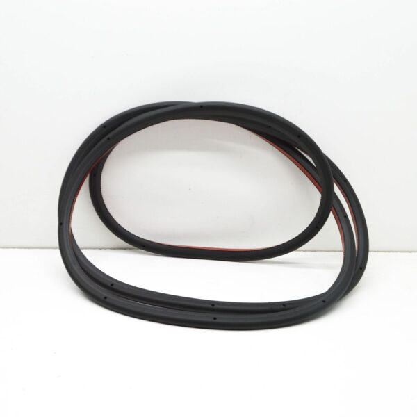 8U0839912B - AUDI Q3 8U Rear Right Door Seal Rubber 8U0839912B NEW