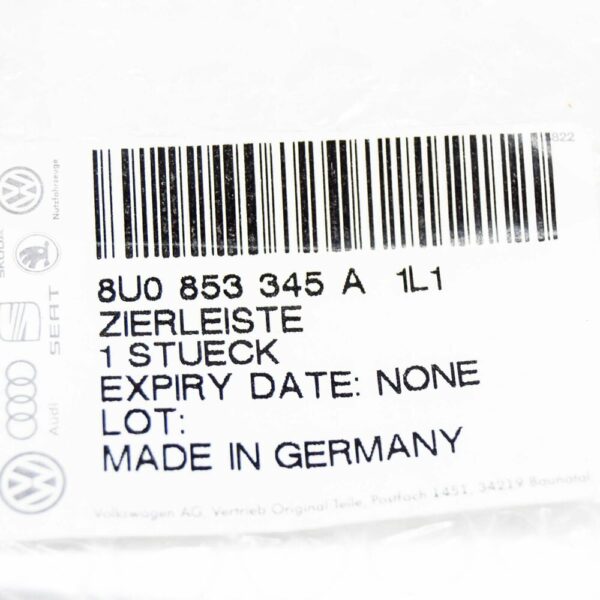 8U08533452ZZ - NEW AUDI Q3 8U REAR LEFT QUARTER GLASS MOULDING 8U0853345A1L1