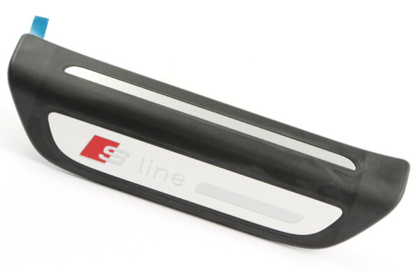8U0853376B9B9 - NEW AUDI Q3 8U REAR RIGHT SILL TRIM STRIP 8U0853376B9B9 ORIGINAL