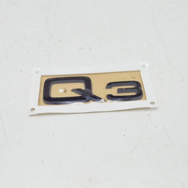 8U0853741AT94 - NEW AUDI Q3 8U REAR EMBLEM BADGE 8U0853741AT94